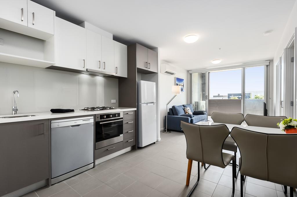 Poplar Sanctuary Apartments Melbourne City Exterior foto