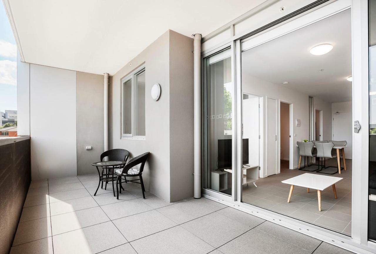 Poplar Sanctuary Apartments Melbourne City Exterior foto